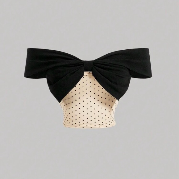Tops - New Y2K  Pinup Black and Cream Polka Dot off shoulder Top with a bow size XS